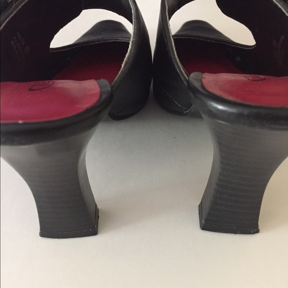 Chinese Laundry Black Slip On Size 6 - Picture 5 of 7